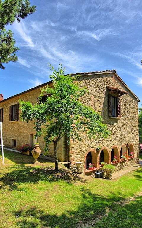 Villa Luciano: Building Exterior, Garden