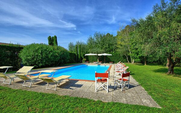 Villa Fiamma: Garden, Pool