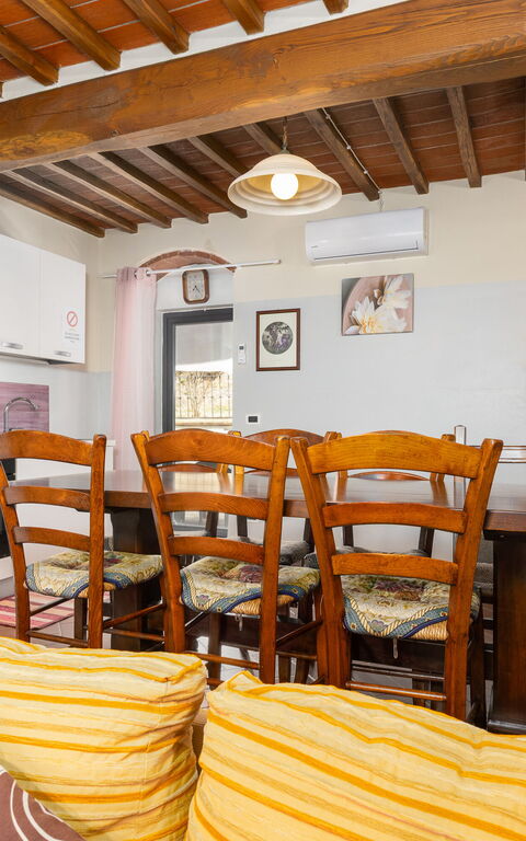 Villa Morandi: Dining Room, Kitchen, Living Room