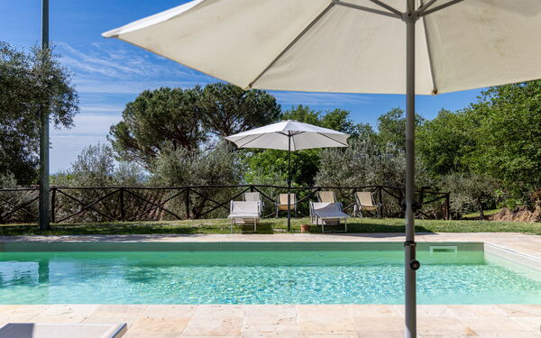 Villa Morandi: Outdoor, Pool
