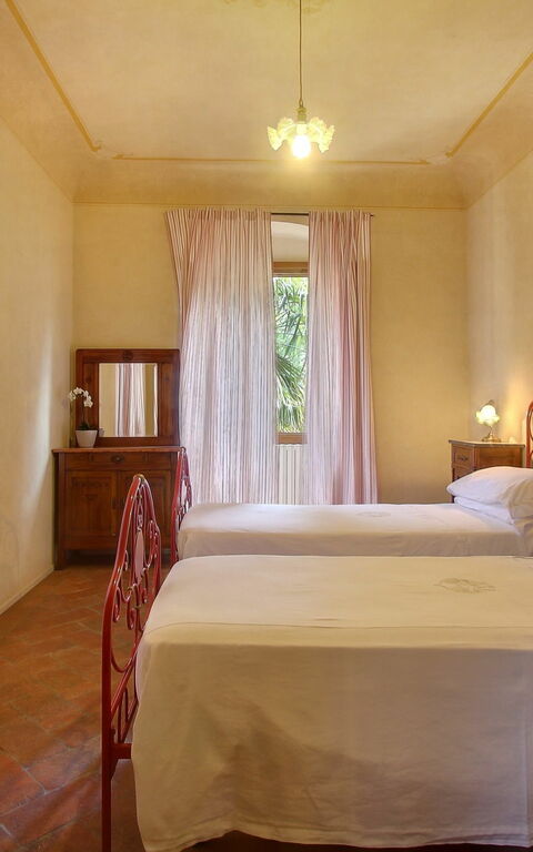 Villa Lucolena: Bedroom