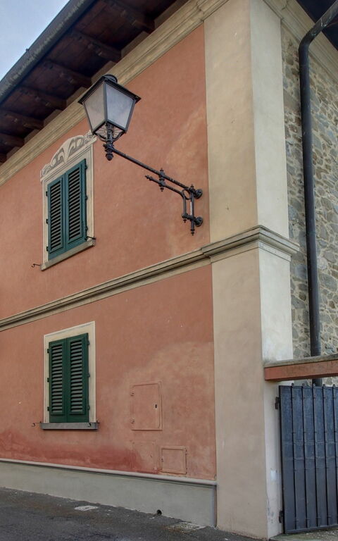 Villa Lucolena: Building Exterior