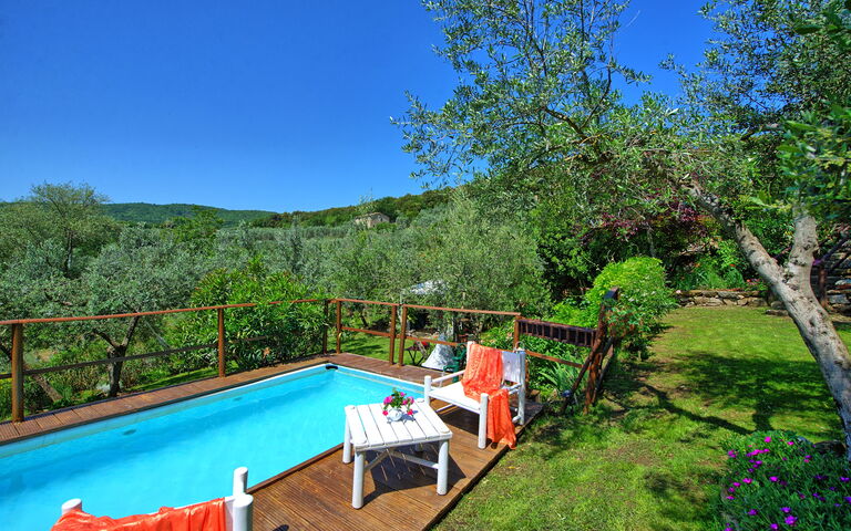 La Ruota: Outdoor, Pool, Scenic View, Summer