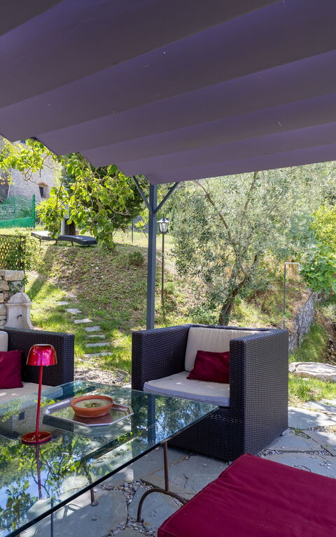 Villa Tenuta Lonciano: Balcony / Terrace / Patio, Building Exterior, Garden, Outdoor, Pool