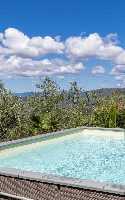 Villa Tenuta Lonciano: Garden, Outdoor, Pool, Scenic View