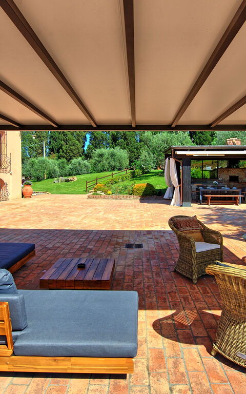Villa Nora: Balcony / Terrace / Patio, Outdoor