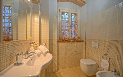 Accommodation Flavia 4: Bathroom