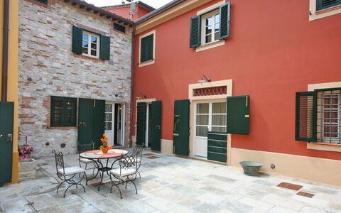 Accommodation Flavia 1: Building Exterior