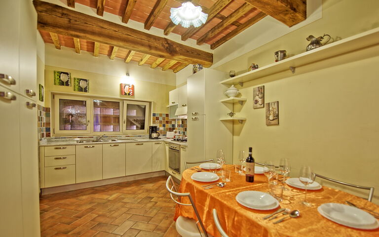 Accommodation Flavia 2: Dining Room, Kitchen