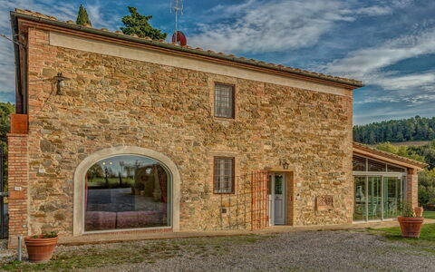 Accommodation Padronale: Building Exterior, Garden