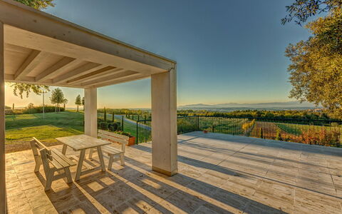 Accommodation Fornace 2: Building Exterior, Garden