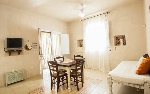 Accommodation Tia Ranch 3: Dining Room, Kitchen, Living Room