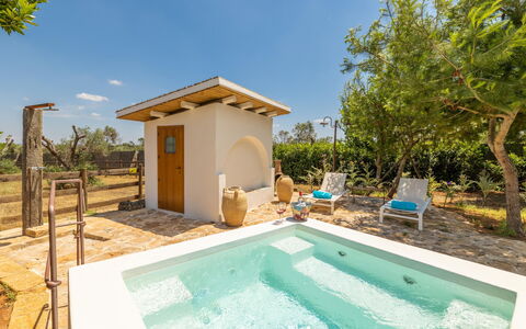 Accommodation Tia Pool