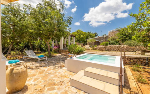 Accommodation Tia Pool