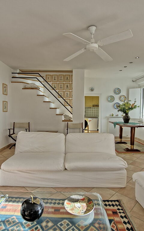 Vista Mare: Dining Room, Living Room