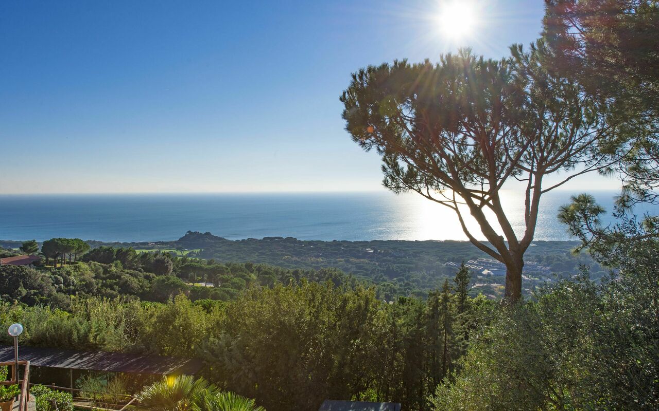 Vista Mare: Scenic View