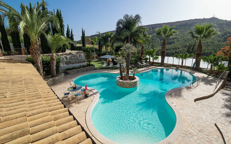 Villa Agorà: Outdoor, Pool