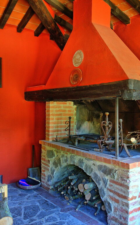 Villa Mario: Building Exterior