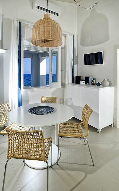 Marisol: Dining Room, Living Room