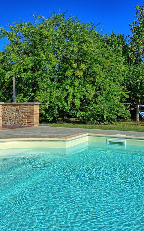Casale Tiziano: Garden, Pool