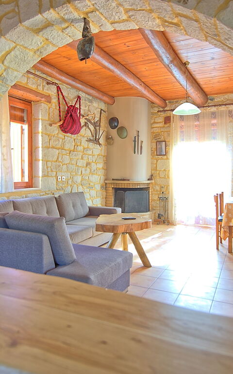 Villa Vrisses: Living Room