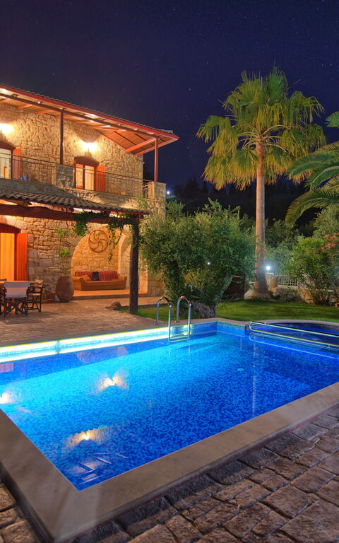 Villa Vrisses: Outdoor