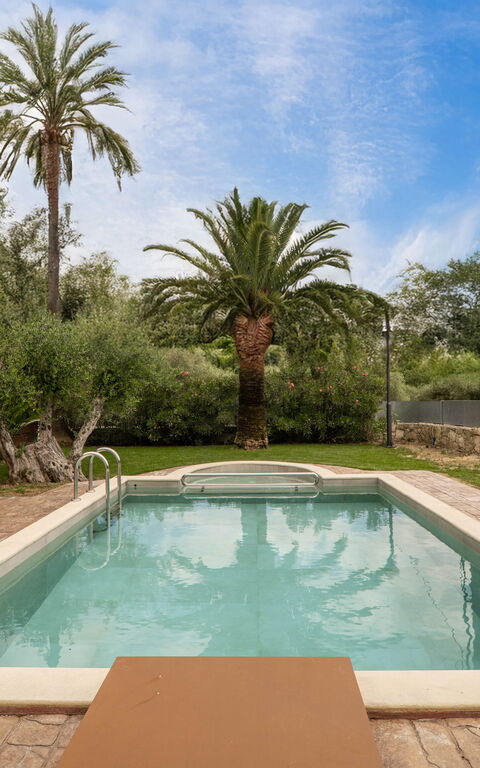 Villa Vrisses: Outdoor, Pool