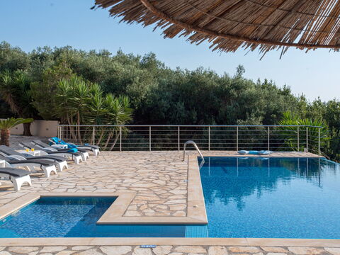 Beachfront Villa Seasun