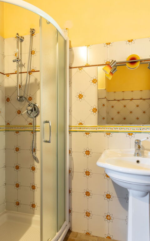 Villa Assisi: Bathroom