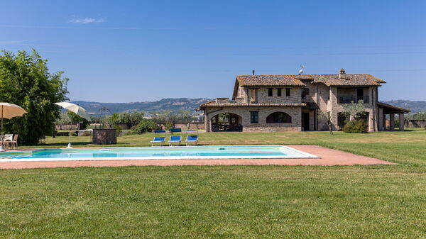 Villa Assisi: Building Exterior, Garden, Outdoor, Pool