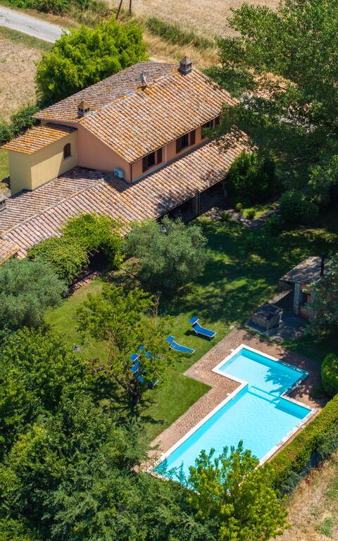 Villa Reale: Building Exterior, Garden, Outdoor, Pool, Scenic View