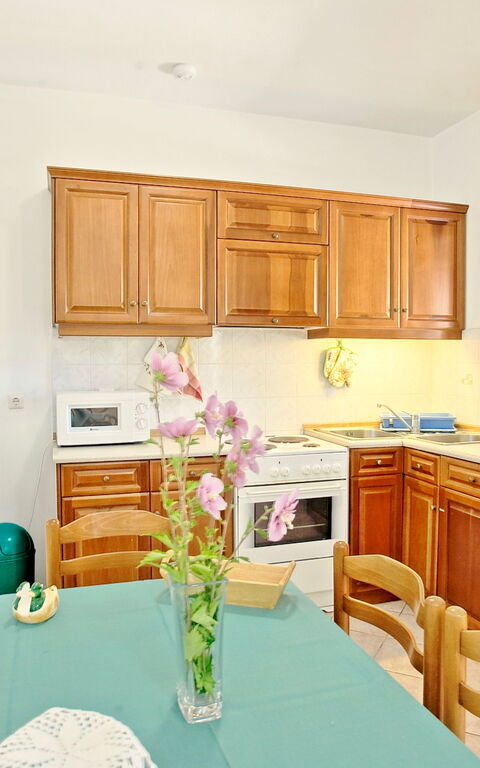 Beach Villa Nancy: Dining Room, Kitchen