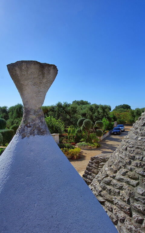 Trullo Santo Stefano: Building Exterior