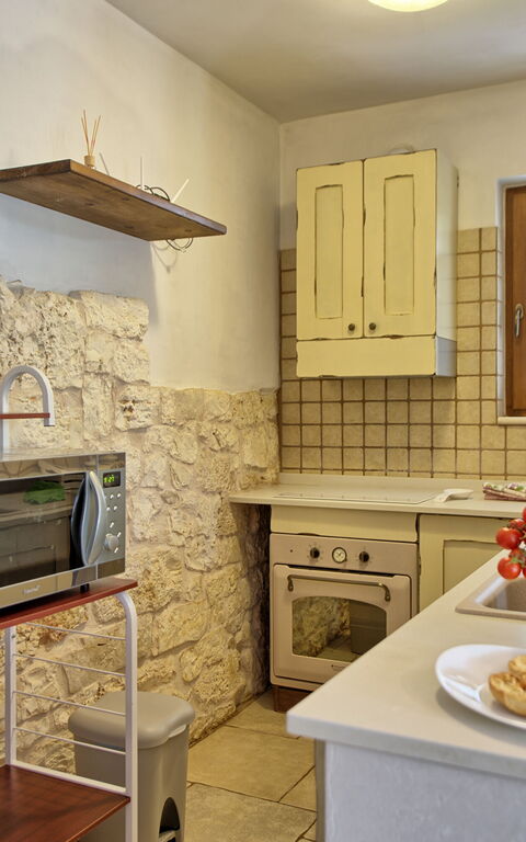 Trullo Santo Stefano: Kitchen