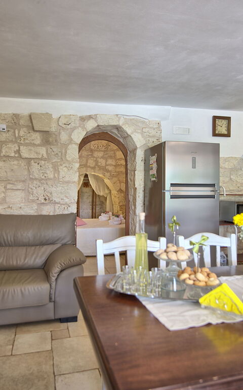Trullo Santo Stefano: Dining Room, Kitchen, Living Room