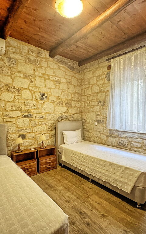 Villa Nipos: Bedroom
