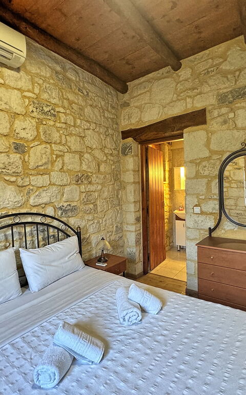 Villa Nipos: Bedroom