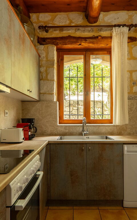 Villa Nipos: Kitchen