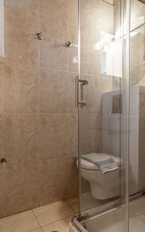 Villa Nipos: Bathroom