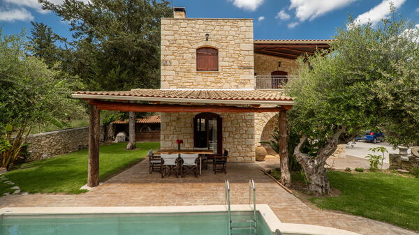 Villa Nipos: Garden, Outdoor, Pool
