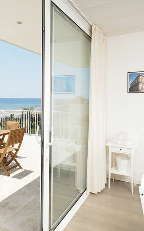 Villa Ariel: Dining Room, Living Room