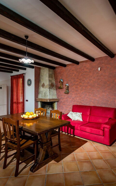 Villa Del Golfo: Dining Room, Kitchen, Living Room