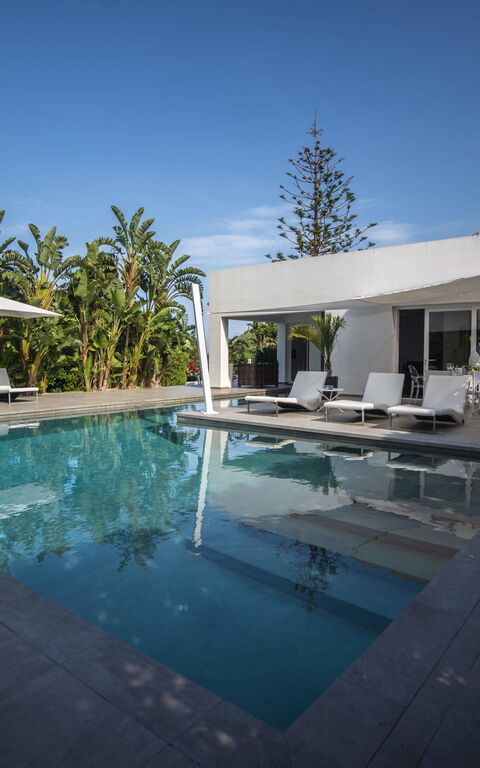 Villa Denari: Outdoor, Pool