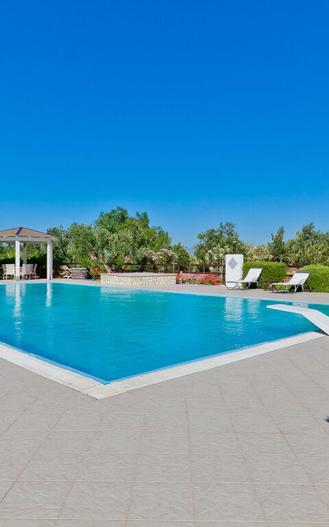 Tenutersa: Building Exterior, Outdoor, Pool