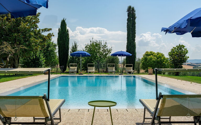 Casale Miro: Building Exterior, Outdoor, Pool