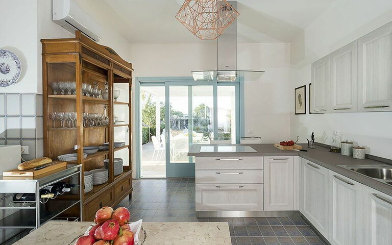 Villa Salinella: Kitchen