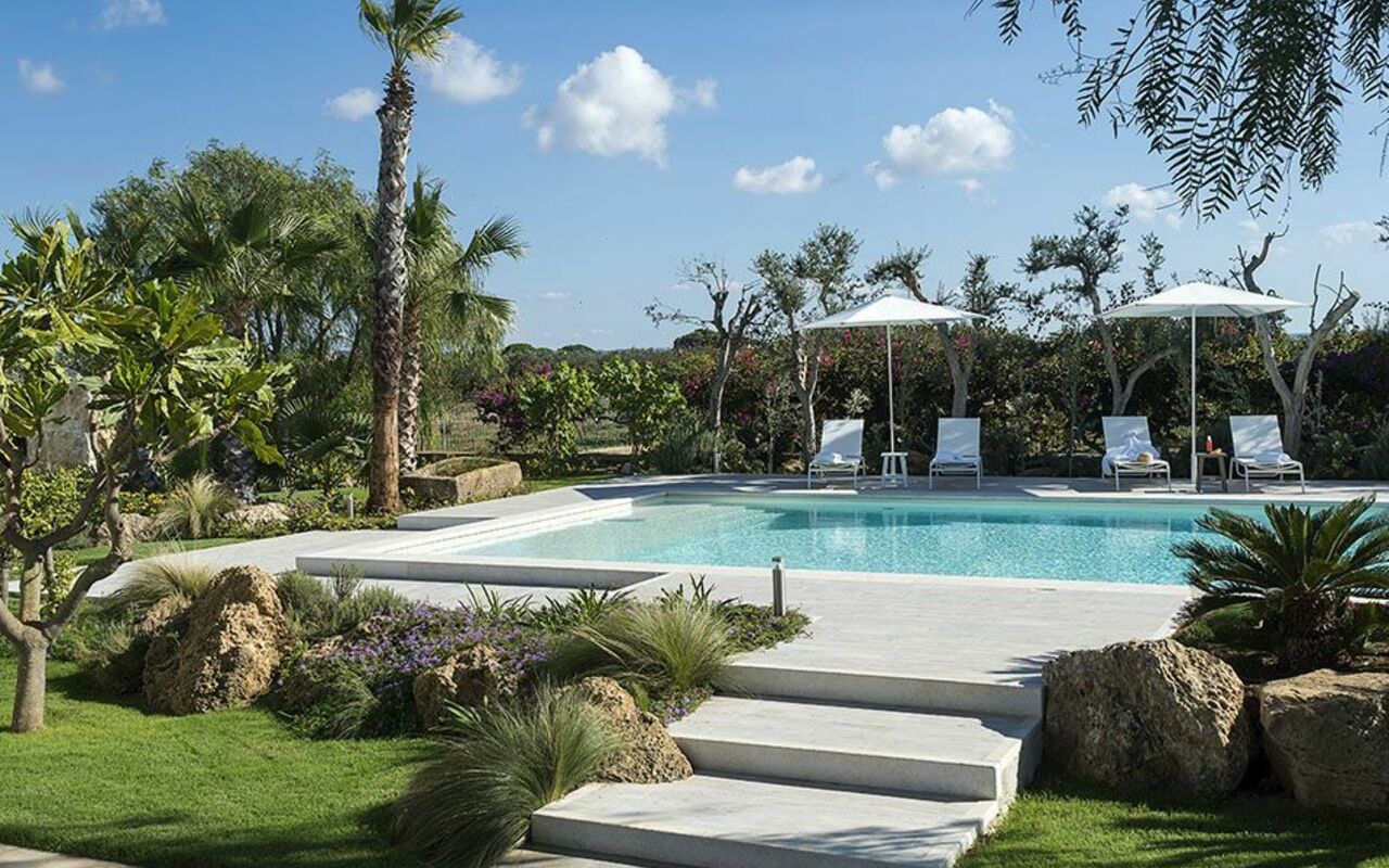 Villa Salinella: Garden, Pool