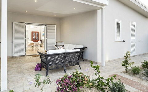 Accommodation Morgana: Dining Room, Kitchen