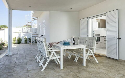 Accommodation Sirena: Building Exterior, Outdoor