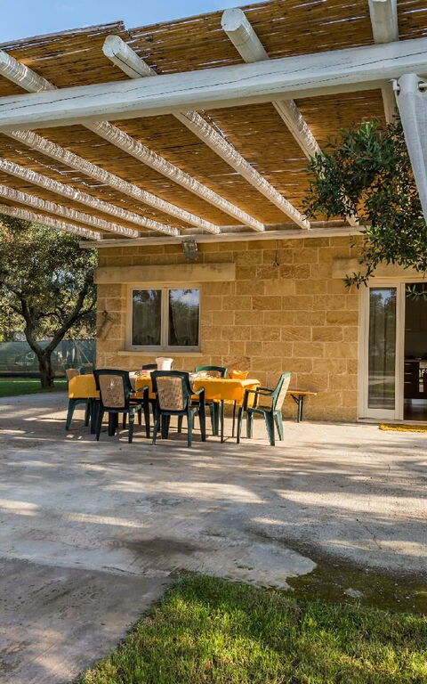 Villa Safiria: Garden